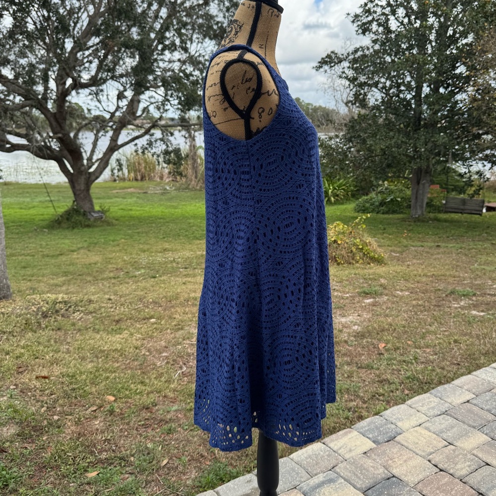 Eliza J Crochet Halter Sleeveless Cocktail Dress Royal Blue Size 8 - Picture 3 of 9